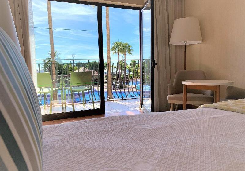 带泳池观景的豪华房, Baia Grande