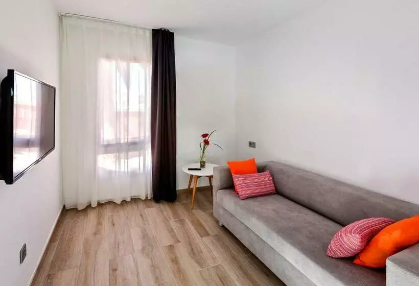 سوییت خانوادگی, Barcelo Corralejo Sands