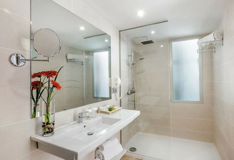 Quarto Deluxe, Barcelo Corralejo Sands