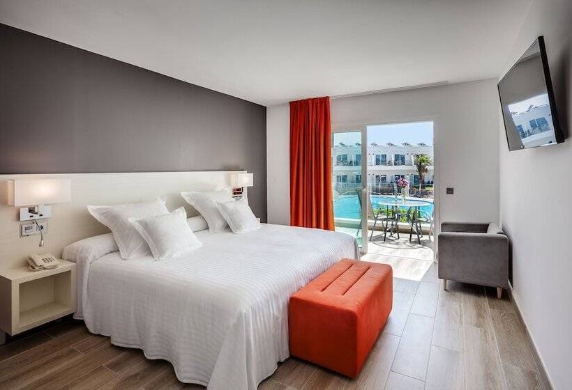 סוויטה משפחתית, Barcelo Corralejo Sands