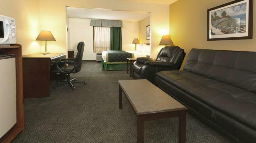 Люкс Deluxe Кровать Кинг, Baymont By Wyndham Mason