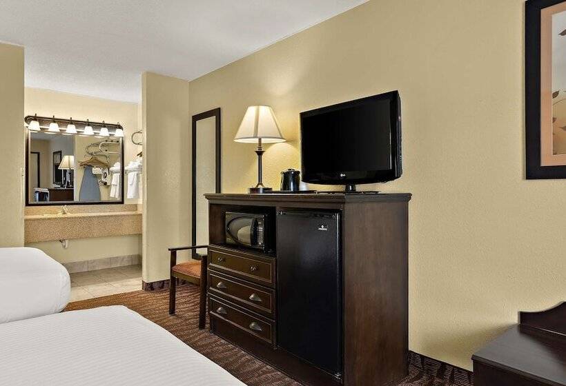 Номер Стандарт 2 Двуспальные Кровати, Best Western Center Pointe Inn