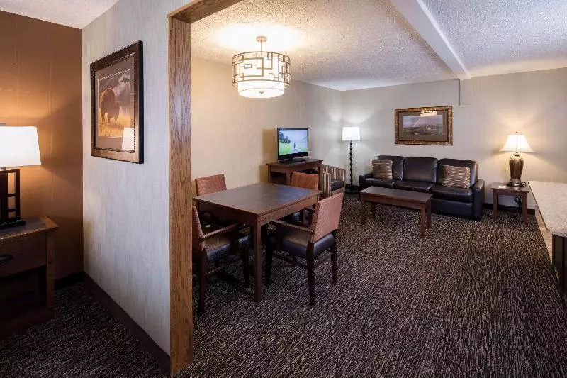 キングサイズベッドのスイートルーム, Best Western Ramkota