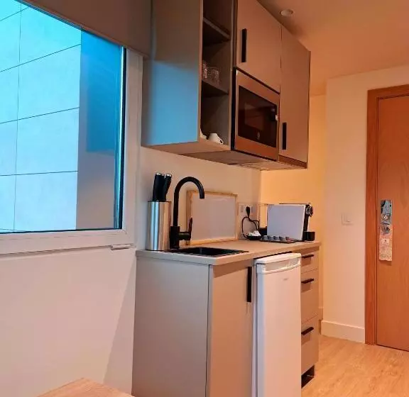 Standard Studio, Puerta Santander