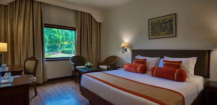 Номер Deluxe, Clarks Khajuraho