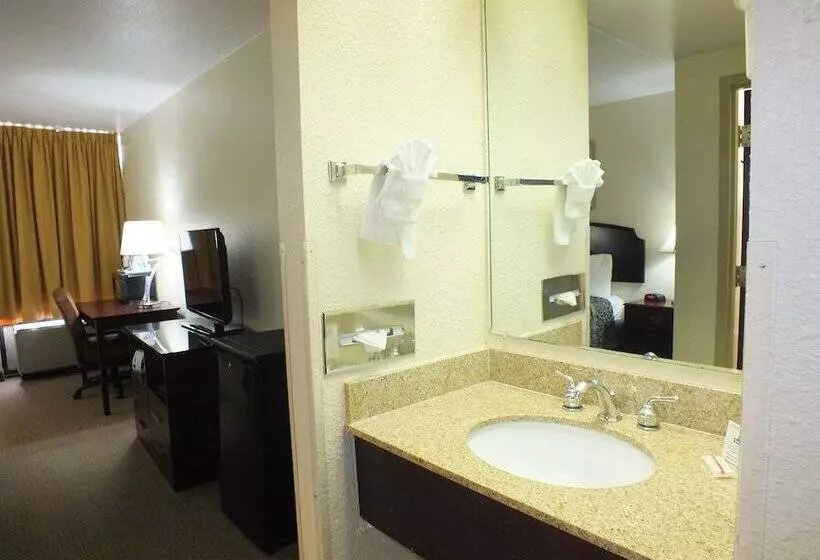 Standard-huone 2 Parivuodetta, Days Inn By Wyndham Indianapolis Northeast