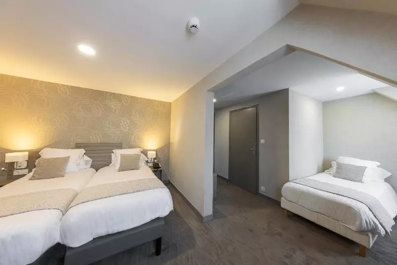 Standard Kolmen Hengen Huone, De Brunville & Spa