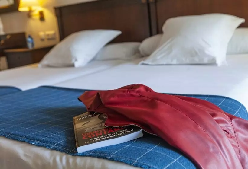Superior-Zimmer, Duque De Najera