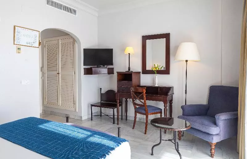 Standardzimmer mit Meerblick, Duque De Najera