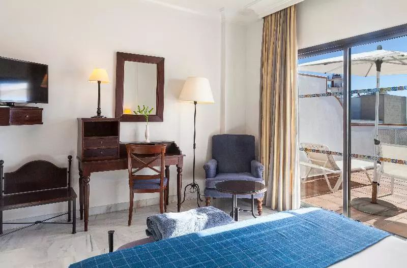 Standardzimmer mit Meerblick, Duque De Najera