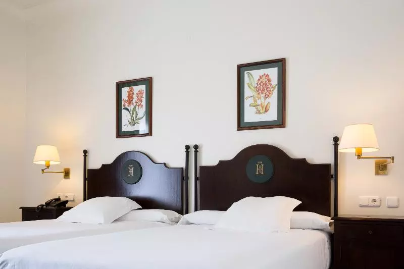 Standardzimmer, Duque De Najera