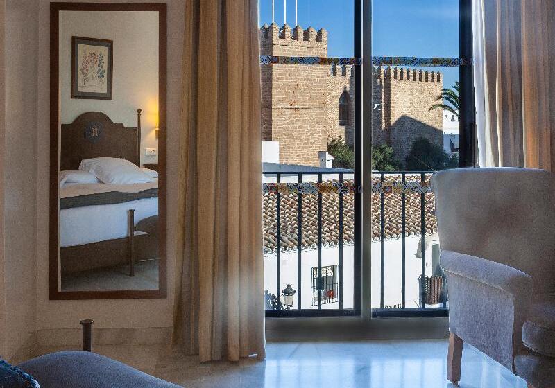 高级大房间, Duque De Najera