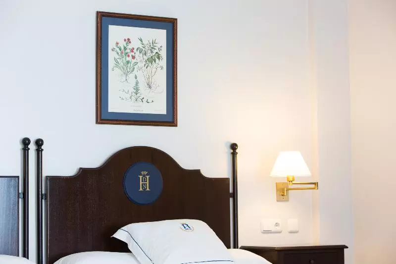 Superior-Zimmer, Duque De Najera