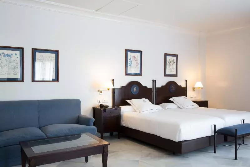 Superior-Zimmer, Duque De Najera