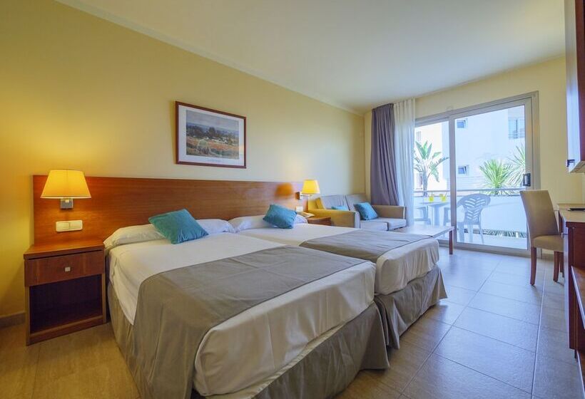 Номер Стандарт Трехместный, DWO Sirius - Adults Only (+16)