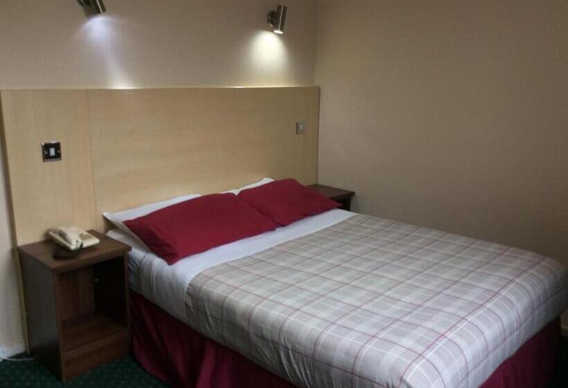 Номер Superior, The Gatwick White House