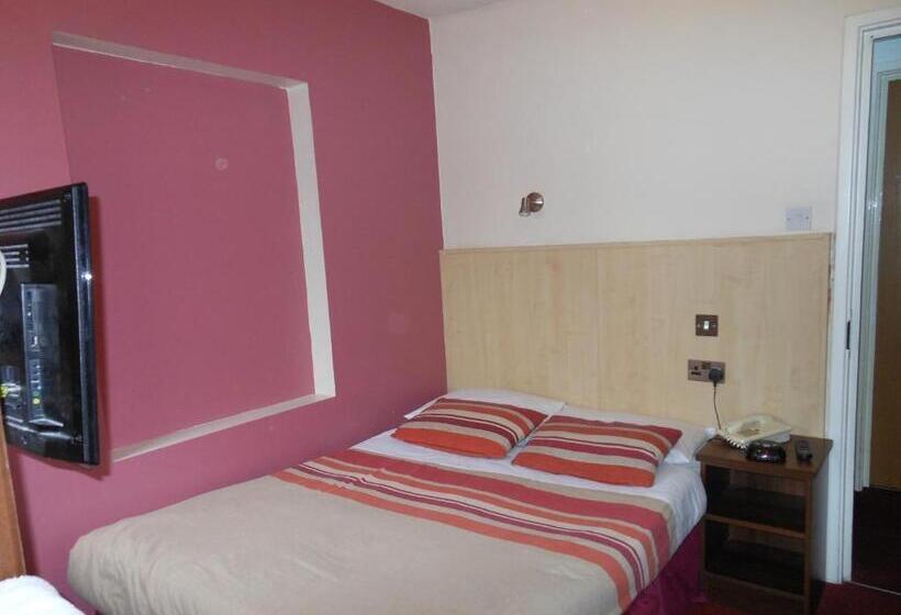 Номер Superior, The Gatwick White House