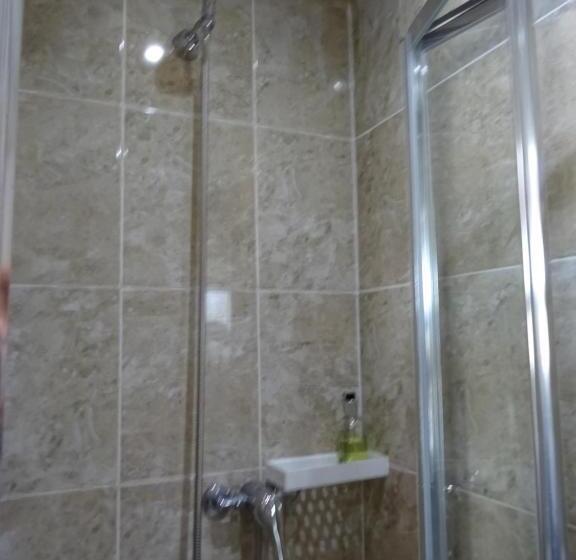 Номер Superior, The Gatwick White House