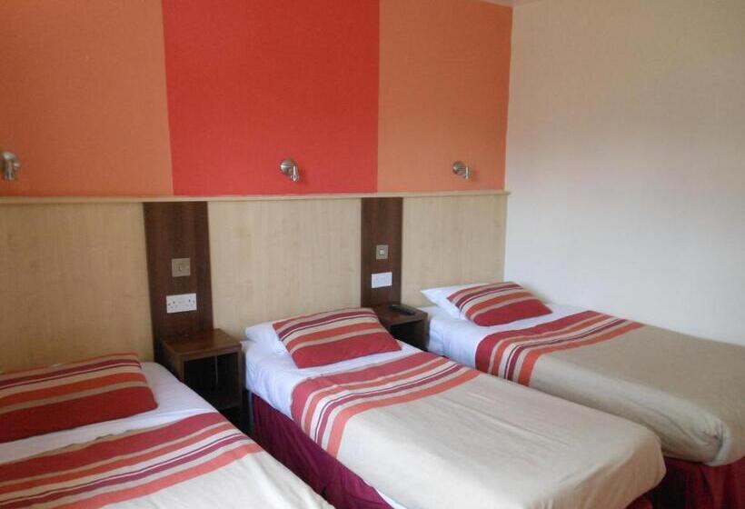 Трехместный Номер Superior, The Gatwick White House