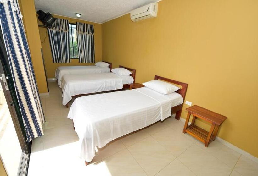 スタンダードトリプルルーム, La Aldea