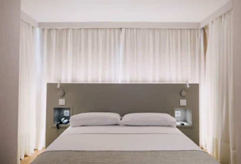 غرفة سوبيريور, Pax Torrelodones