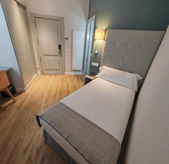 غرفة قياسية فردية, Pax Torrelodones