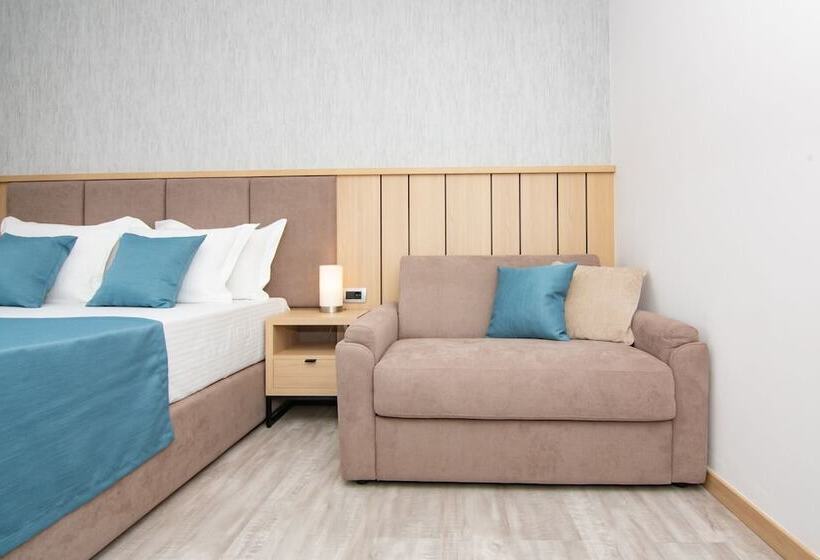 اتاق استاندارد سه نفره, Perla