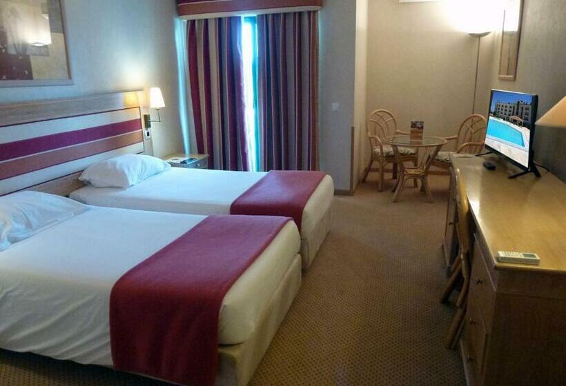 غرفة قياسية, Riviera