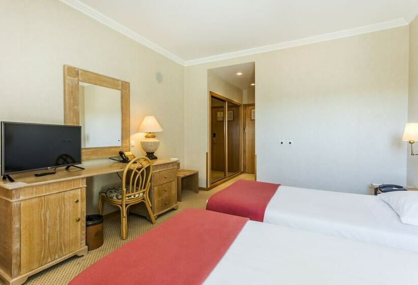 غرفة قياسية فردية, Riviera