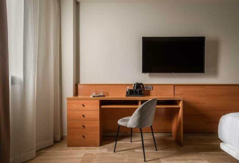 غرفة قياسية, Sb Express Tarragona