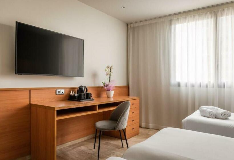 غرفة قياسية, Sb Express Tarragona