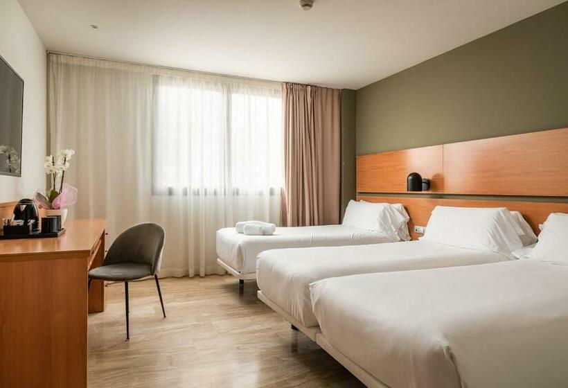 스탠다드 트리플 룸, Sb Express Tarragona