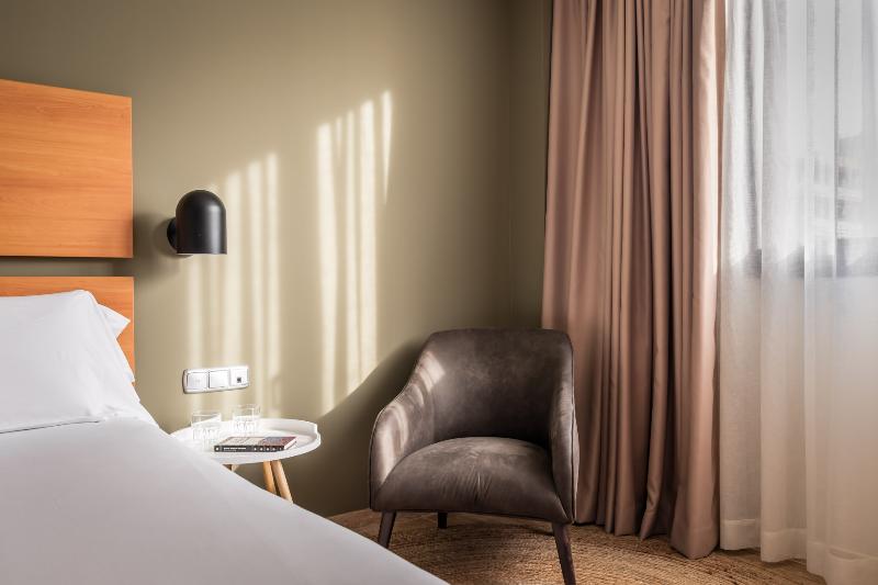 غرفة قياسية, Sb Express Tarragona