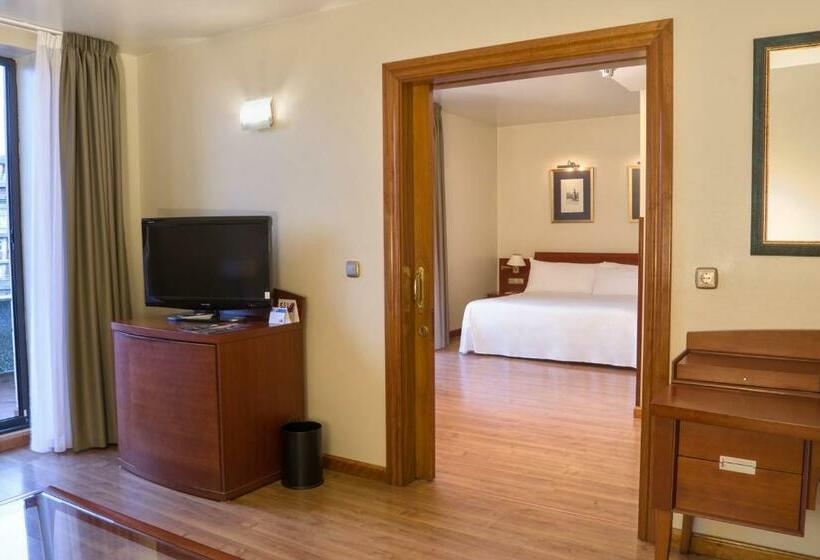 주니어 스위트, Zentral Gijon Rey Pelayo