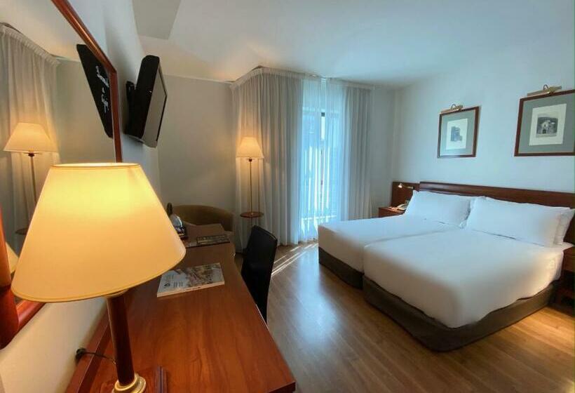 프리미엄 룸, Zentral Gijon Rey Pelayo