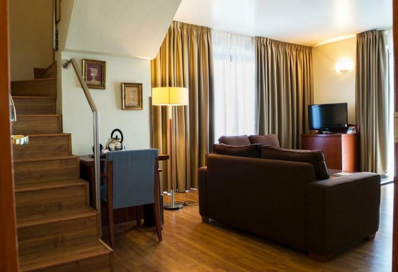 스위트, Zentral Gijon Rey Pelayo