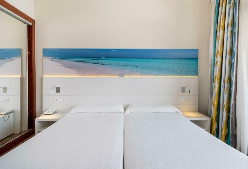 اتاق استاندارد با چشم‌انداز دریا, Seramar Hotel Comodoro Playa