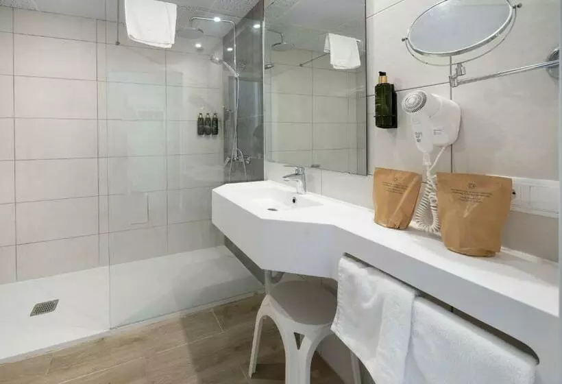 اتاق استاندارد با چشم‌انداز دریا, Seramar Hotel Comodoro Playa