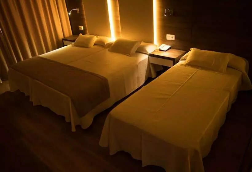 اتاق استاندارد با چشم‌انداز دریا, Seramar Hotel Comodoro Playa