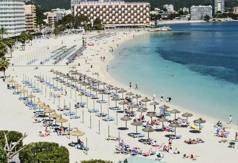 اتاق خانوادگی با چشم‌انداز دریا, Seramar Hotel Comodoro Playa