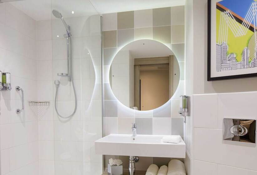 Номер Стандарт, Hampton By Hilton Manchester Northern Quarter