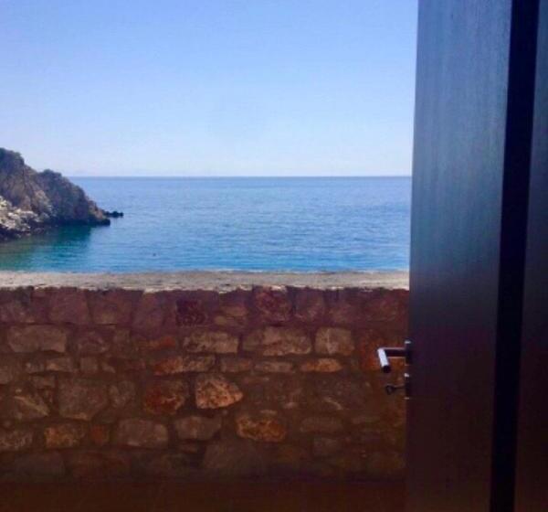 غرفة سوبيريور عائلية, Lalloudes Seaside Accommodation