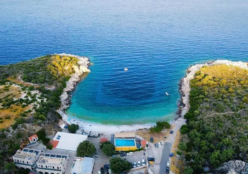 オーシャンビュースタンダードルーム, Lalloudes Seaside Accommodation