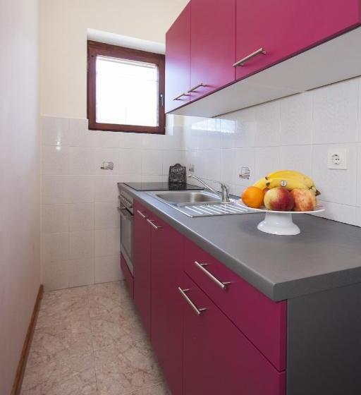 带1个卧室的公寓, Apartments & Rooms Mikelin