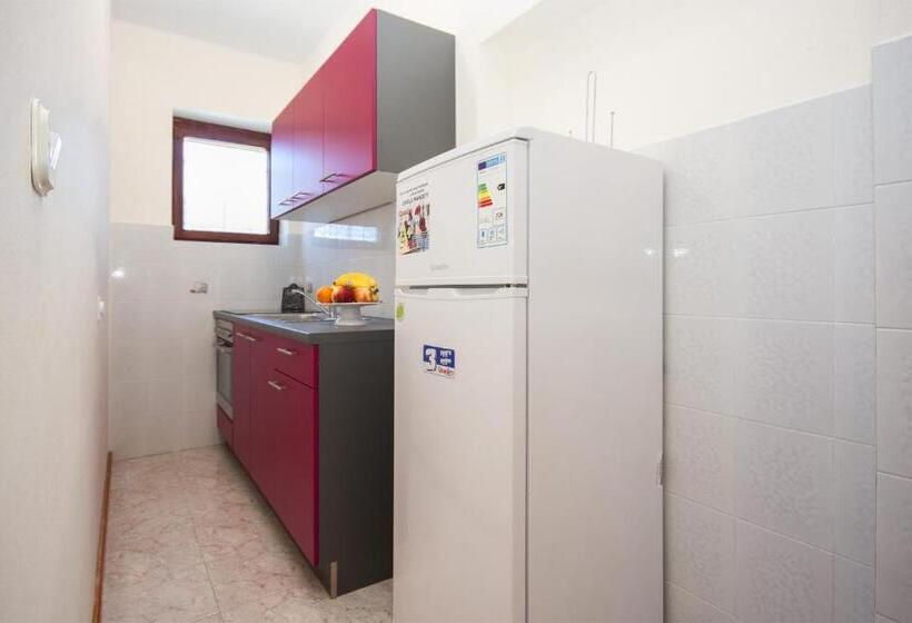 带1个卧室的公寓, Apartments & Rooms Mikelin