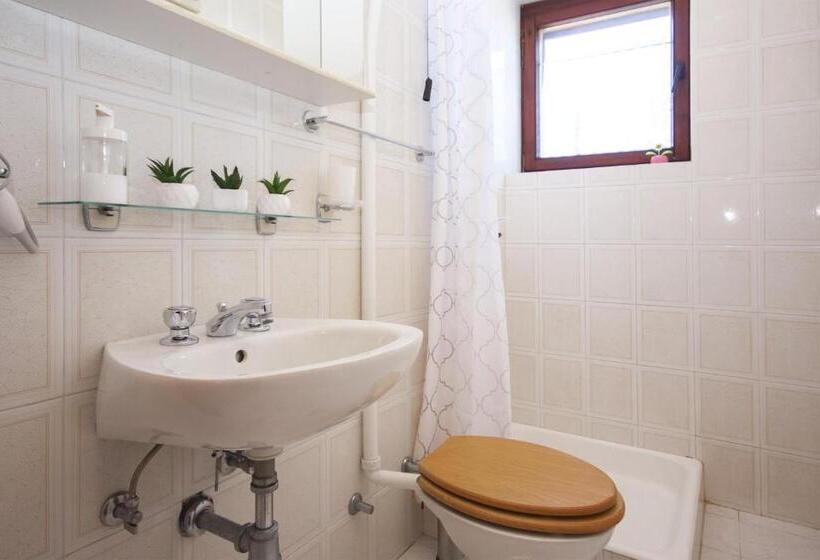 带1个卧室的公寓, Apartments & Rooms Mikelin