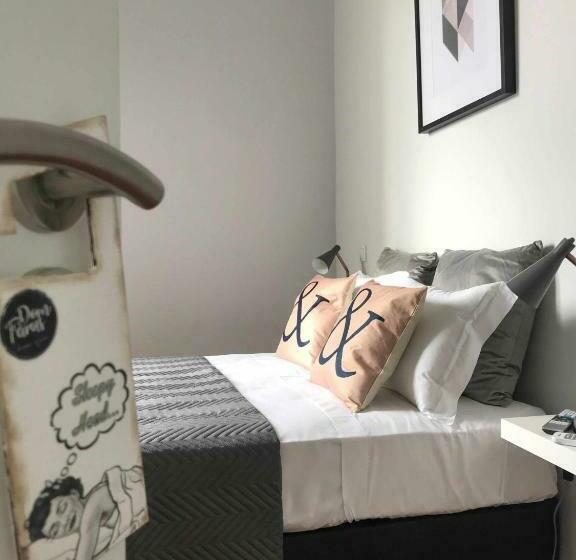 اتاق استاندارد, Baron Faro Guest House