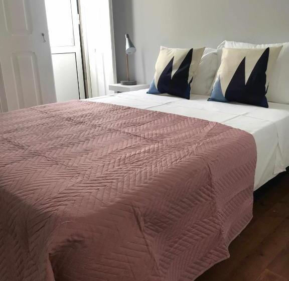 اتاق استاندارد, Baron Faro Guest House