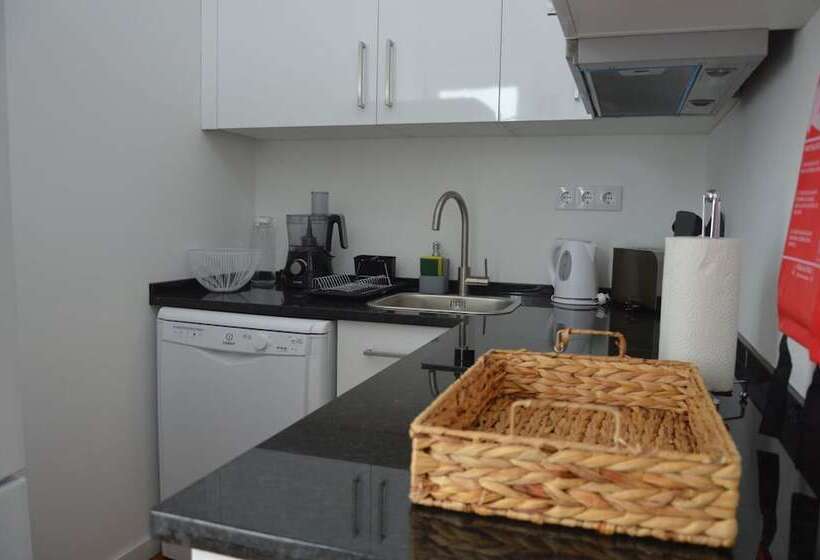 اتاق استاندارد, Baron Faro Guest House