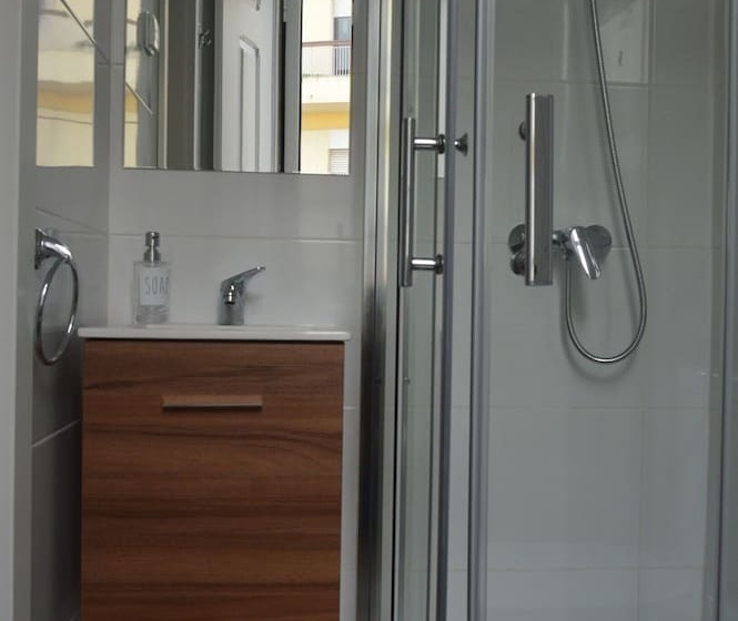 اتاق استاندارد, Baron Faro Guest House